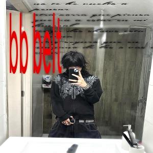 yuvngnik的專輯bb belt (Explicit)