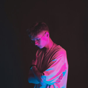Listen to не могу терпеть свет song with lyrics from youaresobad