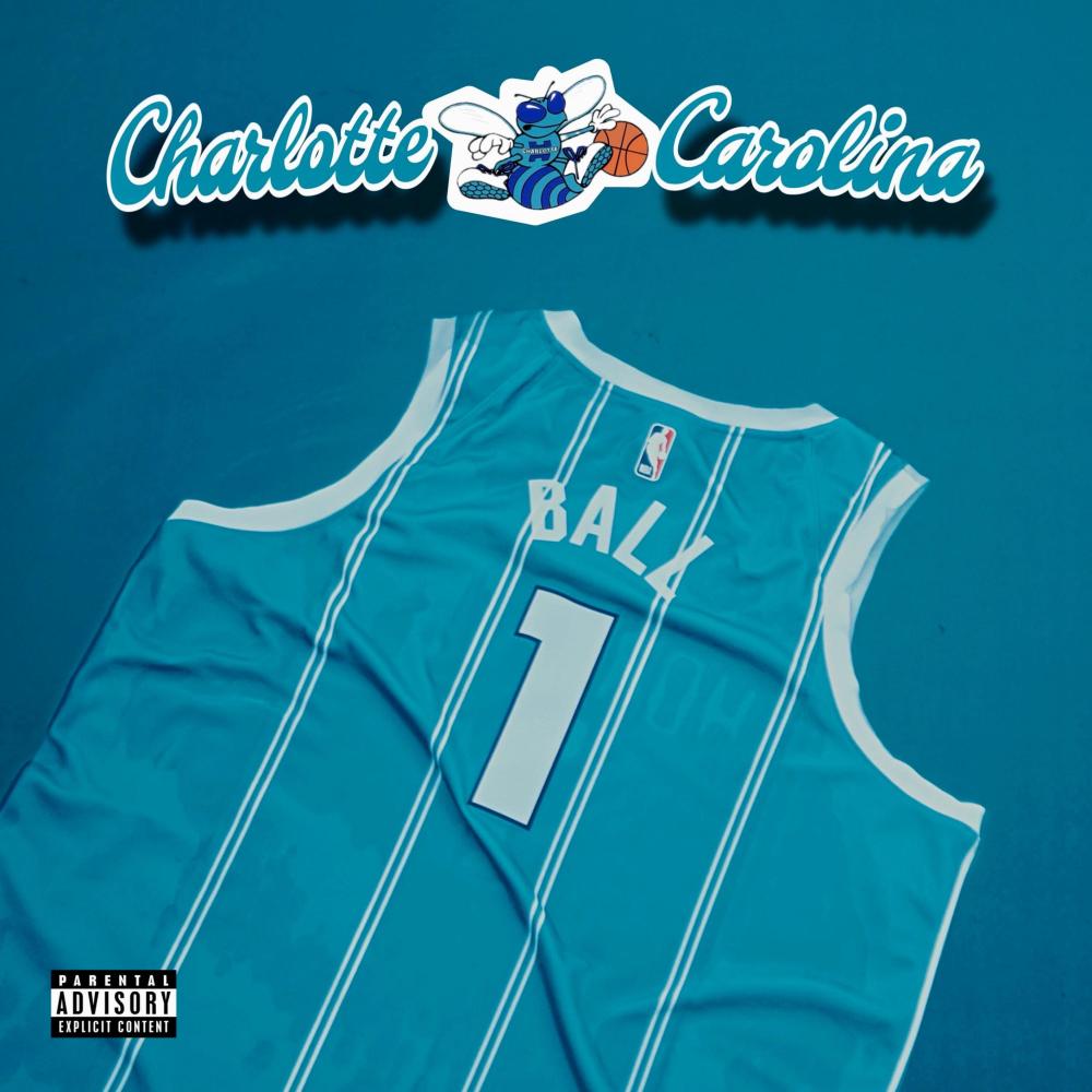 Charlotte Carolina (feat. Isse & Sbale)