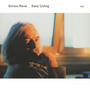 收聽Enrico Rava的Drops歌詞歌曲