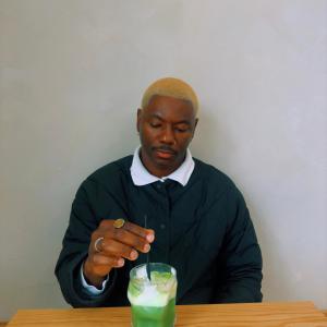 ดาวน์โหลดและฟังเพลง MATCHA (Explicit) พร้อมเนื้อเพลงจาก Maxx Owa