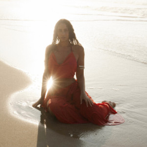 Album DIVINO (Explicit) from Amanda Coronha