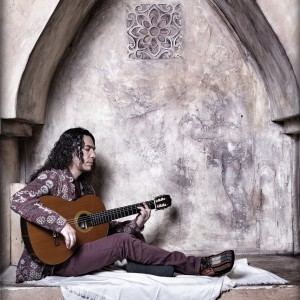 Listen to 心 (完整版) song with lyrics from 艾尔肯-Erkin Abdulla