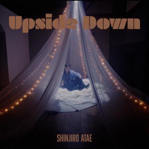 與真司郎的專輯Upside Down