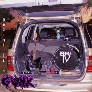 ดาวน์โหลดและฟังเพลง Wage Slave (Explicit) พร้อมเนื้อเพลงจาก GUNK