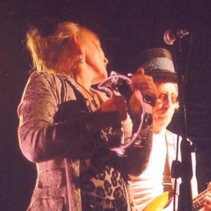 收聽Thunderhead的Jump Dirty(feat. Julia Hunn, Rupert Murden, LA Cochina Studios & Hej Music)歌詞歌曲