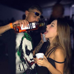 Listen to RAUL AÇUCARADO X PASSA A BCT SORRINDO (Explicit) song with lyrics from Mc Souza