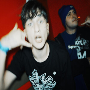 default playlist img