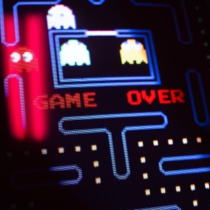 收听RvR的Game Over歌词歌曲