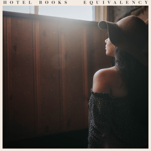 ดาวน์โหลดและฟังเพลง Van Nuys พร้อมเนื้อเพลงจาก Hotel Books
