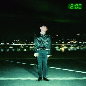 收听TWLV的Over歌词歌曲