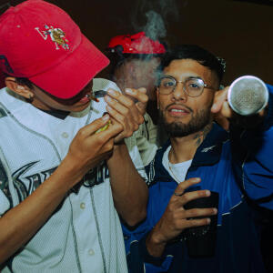 default playlist img