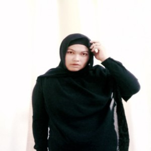 Listen to Kebahagianmu song with lyrics from Nurul Faradilla