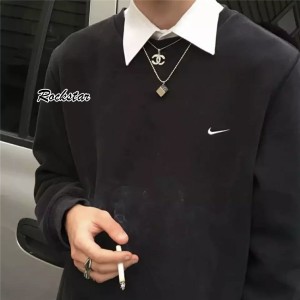 收聽Along的自律的人有多可怕 (DJ版)歌詞歌曲