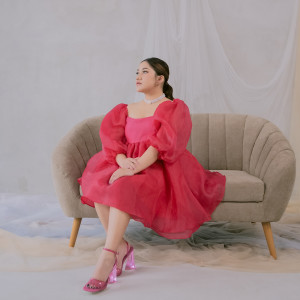 收听Felika Stephani的Tak Kemana歌词歌曲