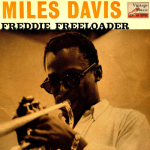 收聽Miles Davis的Freddie Freeloader Part. 2歌詞歌曲