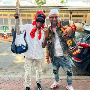 default playlist img