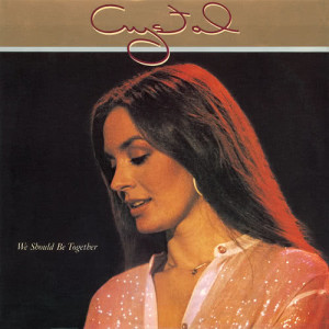 ดาวน์โหลดและฟังเพลง Sneakin' Out The Back Door พร้อมเนื้อเพลงจาก Crystal Gayle