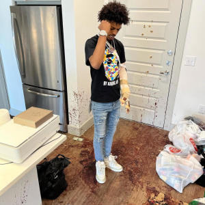 default playlist img