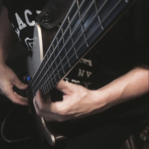 收聽Jacob Smith的Dax (feat. Eric Moore II)歌詞歌曲