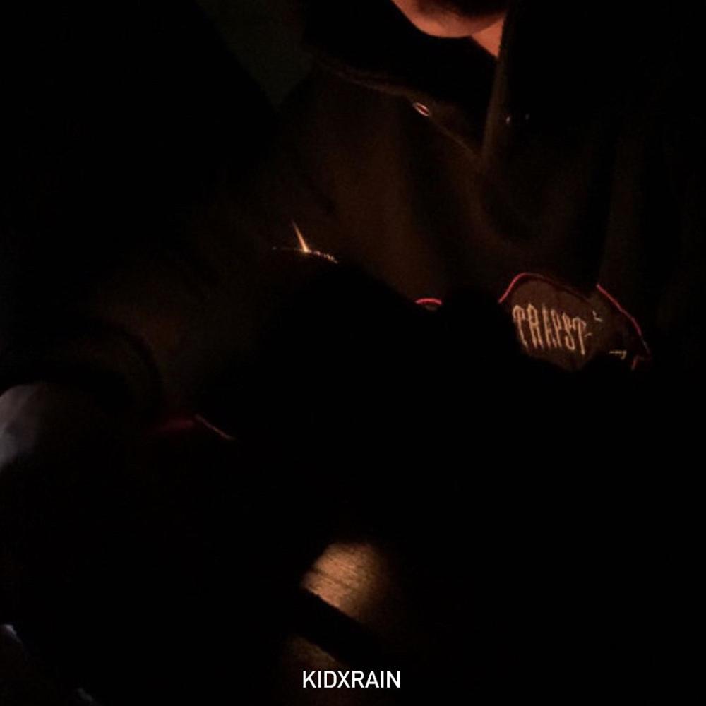 Blurry Freestyle (feat. Jteazy) (Explicit)