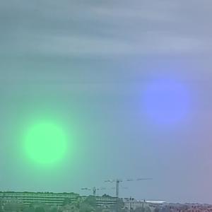 收聽Matti Ollikainen的Sounds above the city歌詞歌曲