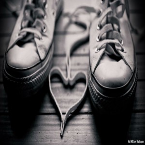 ดาวน์โหลดและฟังเพลง Heart Club Mix พร้อมเนื้อเพลงจาก Lena M
