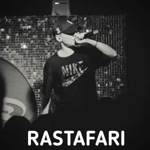收聽Santiz的Rastafari (Explicit)歌詞歌曲