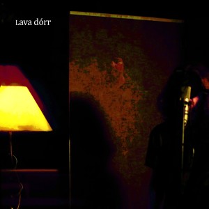 收聽Lava Dórr的Let Me Go Home歌詞歌曲