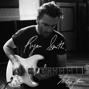 ดาวน์โหลดและฟังเพลง Hiding Place พร้อมเนื้อเพลงจาก Ryan Smith