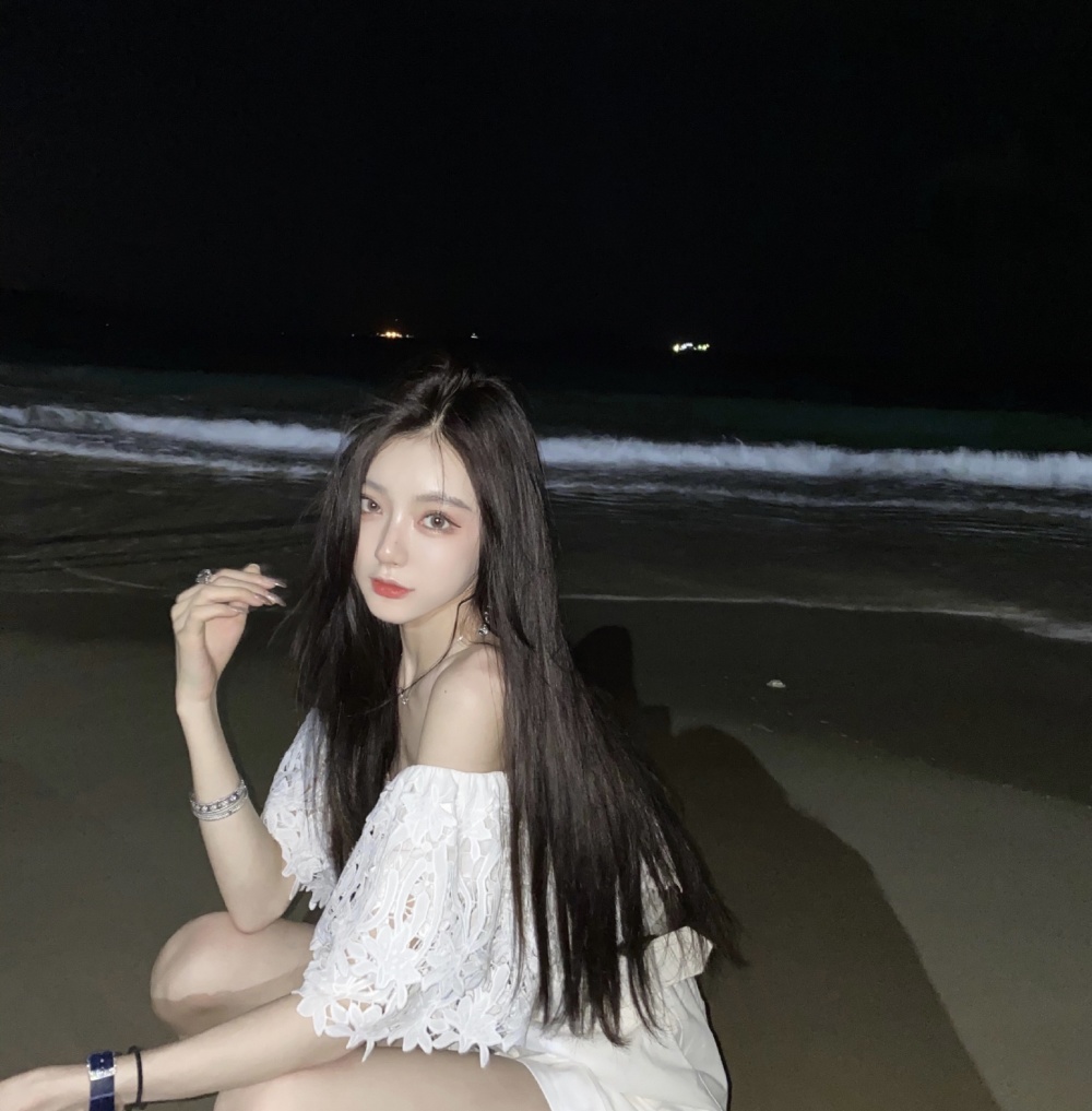 烟花绽放在深夜 (抖音热播原版)
