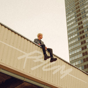 ดาวน์โหลดและฟังเพลง K.O. (feat. Zeļģis) พร้อมเนื้อเพลงจาก RAUM