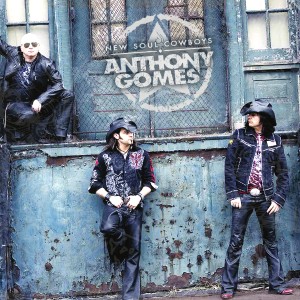 ดาวน์โหลดและฟังเพลง New Soul Cowboy พร้อมเนื้อเพลงจาก Anthony Gomes