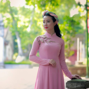 Listen to Bắc Giang Ân Tình song with lyrics from Ngoc Lien