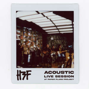Acoustic Live Session at Paper Plane Project dari H 3 F