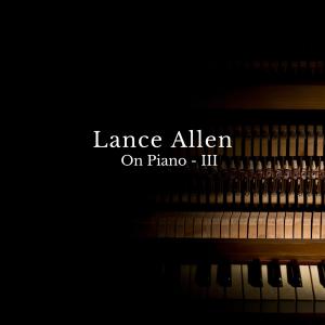 收聽Lance Allen的With Eyes Closed (Piano Version)歌詞歌曲