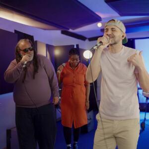 收聽BAHA'I INSPIRED的Springtime (feat. Colby Jeffers, Diversoul & Andrea McLean|HIP HOP SESSIONS)歌詞歌曲