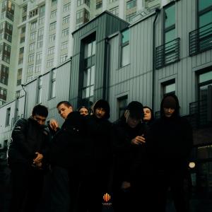 收听Matxx的Бадман (Explicit)歌词歌曲