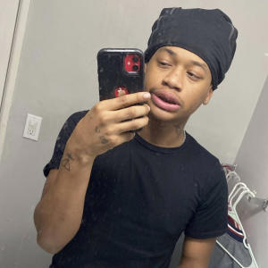 收聽FrostKuttup的Fox Hunt (Explicit)歌詞歌曲