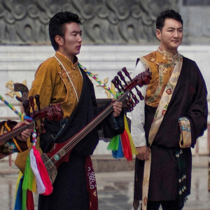 Listen to 自律祝福 (剪辑版) song with lyrics from 谢旦