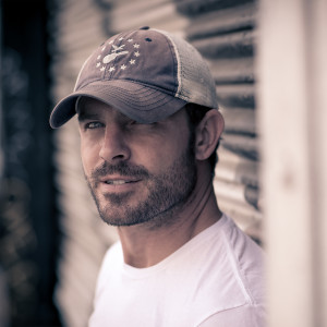 ดาวน์โหลดและฟังเพลง Hey Girl พร้อมเนื้อเพลงจาก Tim Hurley