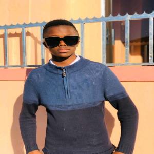 Listen to 7 Colors song with lyrics from Ayzo Cpt