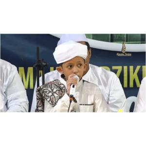 ดาวน์โหลดและฟังเพลง Ya Imamarusli พร้อมเนื้อเพลงจาก Alam Jadid