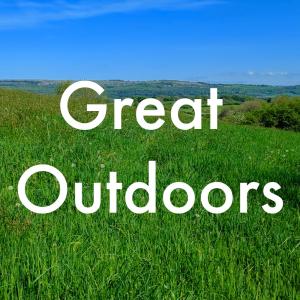 收聽Eli's Brother的Great Outdoors (feat. Eliana Parkinson|Demo)歌詞歌曲