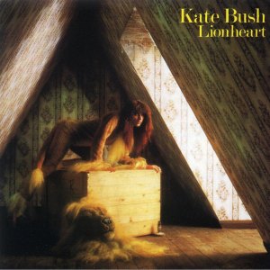 ดาวน์โหลดและฟังเพลง Hammer Horror (2018 Remaster) พร้อมเนื้อเพลงจาก Kate Bush