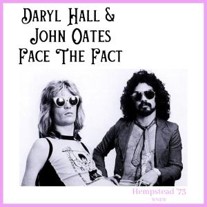 ดาวน์โหลดและฟังเพลง It's Uncanny (Live) พร้อมเนื้อเพลงจาก Daryl Hall & John Oates