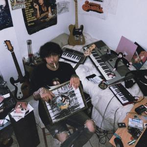 收聽Nicolás Garavano的Cuando yo no pienso nada (feat. Lipsill) (Explicit)歌詞歌曲