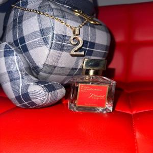 收聽2Easy!的Baccarat (Explicit)歌詞歌曲