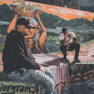 default playlist img