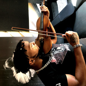 Listen to MOZART BWA song with lyrics from Ken'zii Bwa
